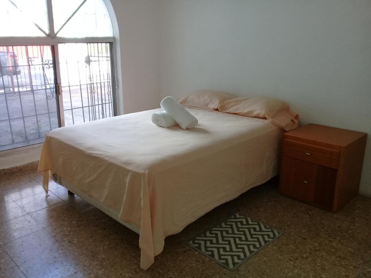 Thelmar Rooms Cancún Exteriör bild